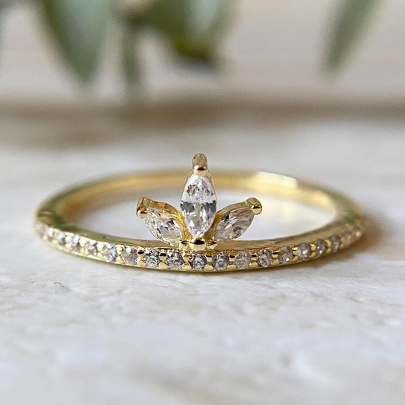 Dainty Lotus Flower 14k Gold Plated Ring Minimal Stacking Ring 925 Sterling Silv - Picture 1 of 4